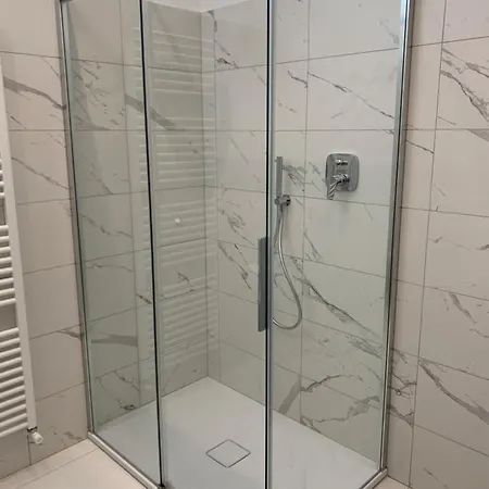 Molinari Apartamento Lezzeno